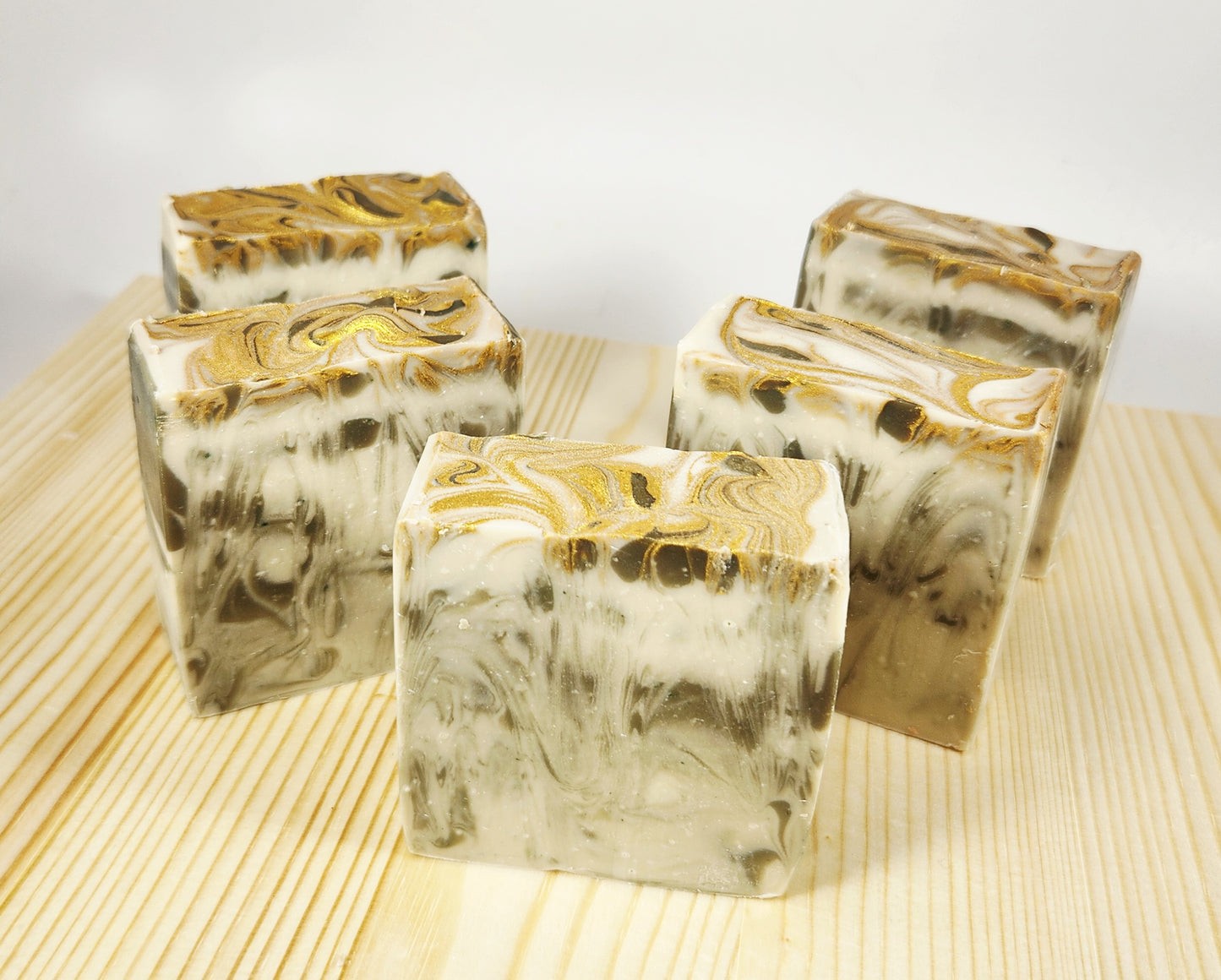 Oakmoss Tonka and Vetiver